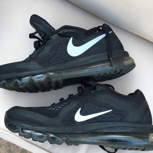 Nike Neutral Ride Running Shoes - Picture 6 of 6